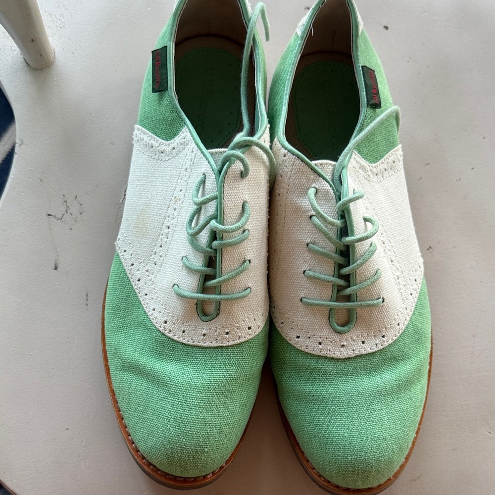 Bass Mint and Cream Lace-Up Shoes